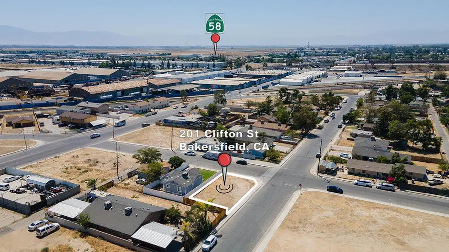 201 Clifton Street, Bakersfield, CA 93307 - #2