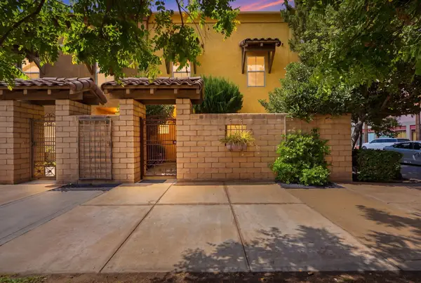 201 N Sweetbriar Avenue, Lindsay, CA 93247