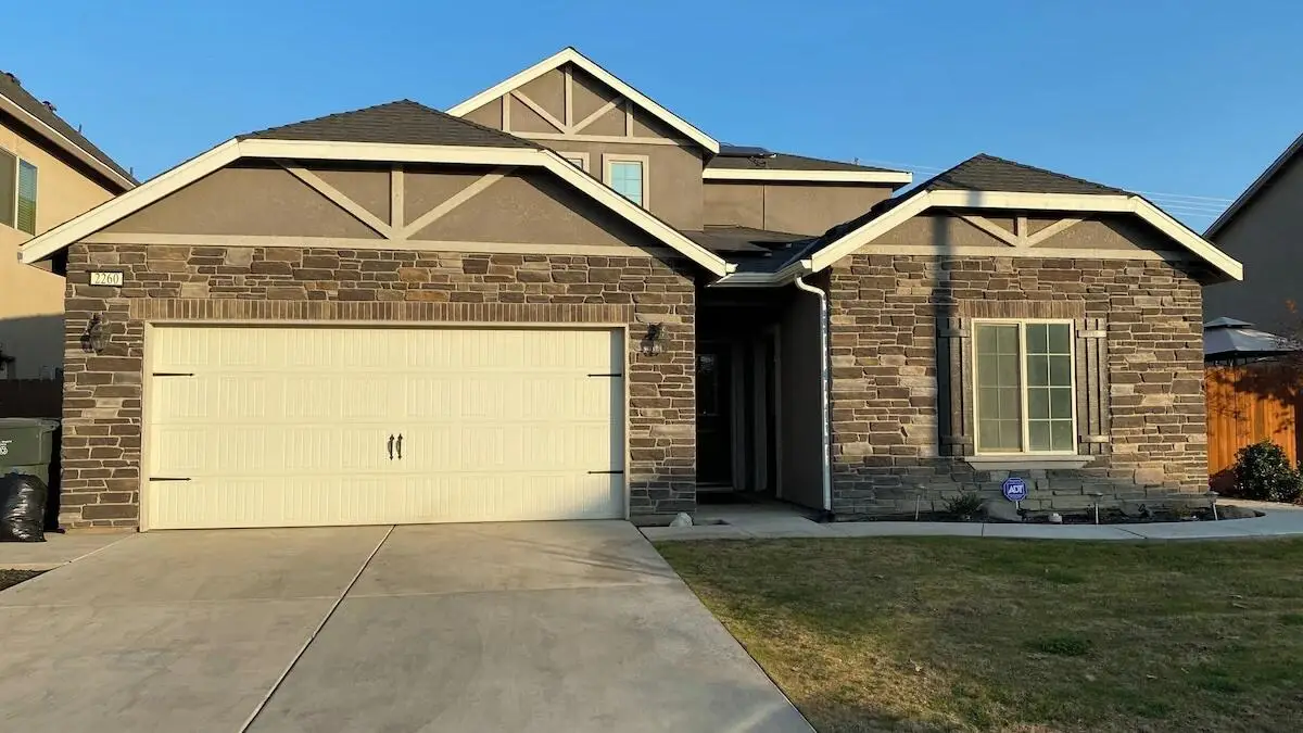 2260 N Shady Street, Visalia, CA 93291 - #1