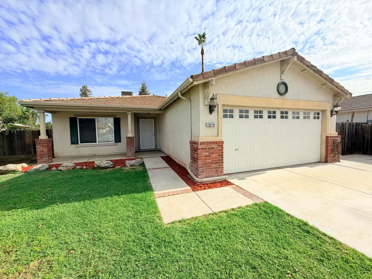 1914 Pioneer Avenue, Porterville, CA 93257 - #1