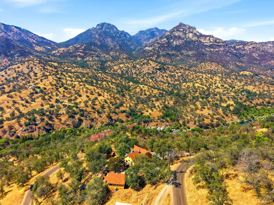 45771 Mineral King Road, Three Rivers, CA 93271 - #2
