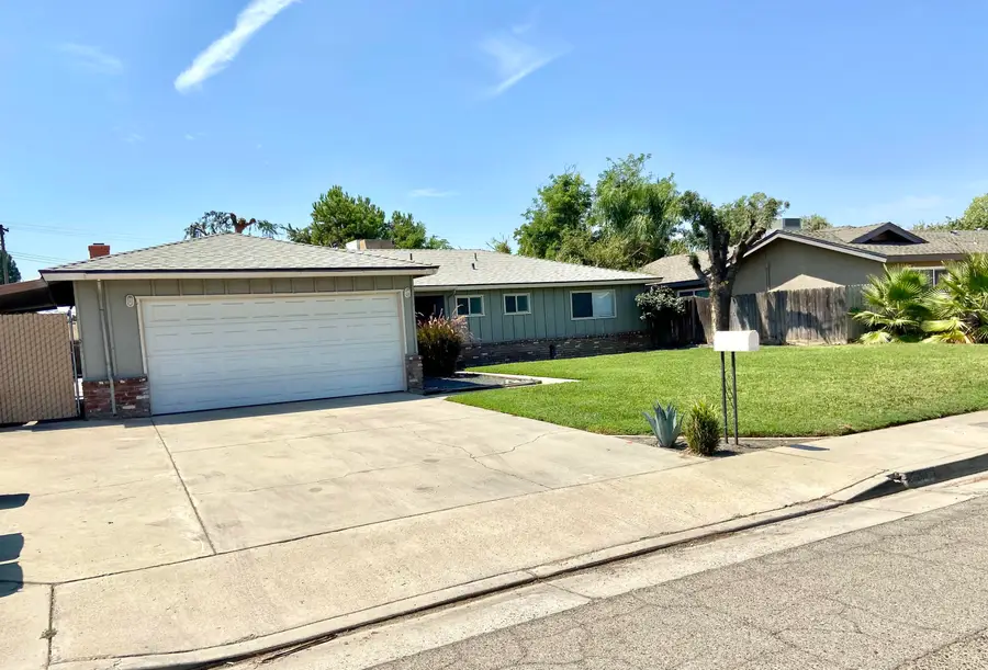 1711 W Kanai Avenue, Porterville, CA 93257 - #3