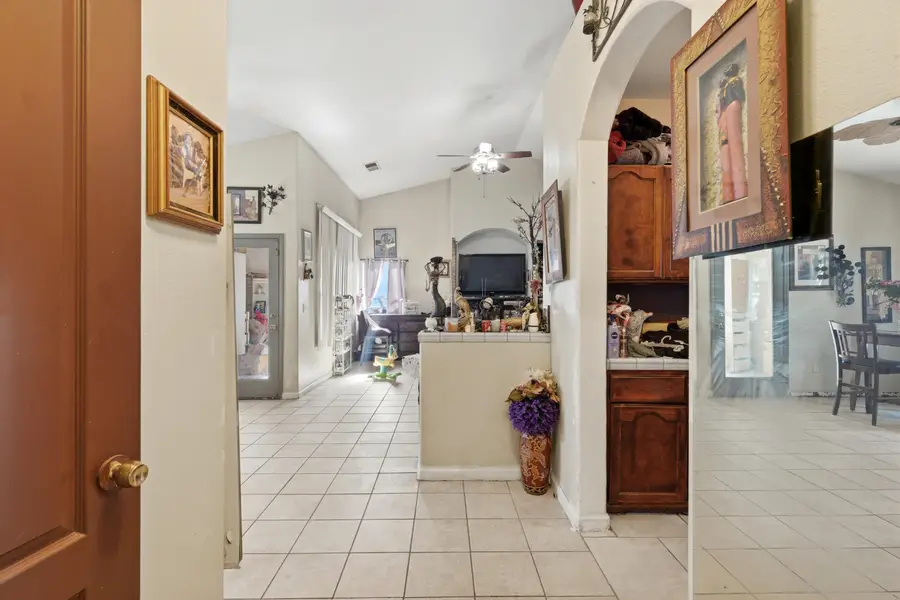 471 S Evans Road, Tipton, CA 93272 - #3