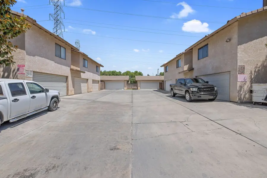 8200 Laborough Drive, Bakersfield, CA 93311 - #2