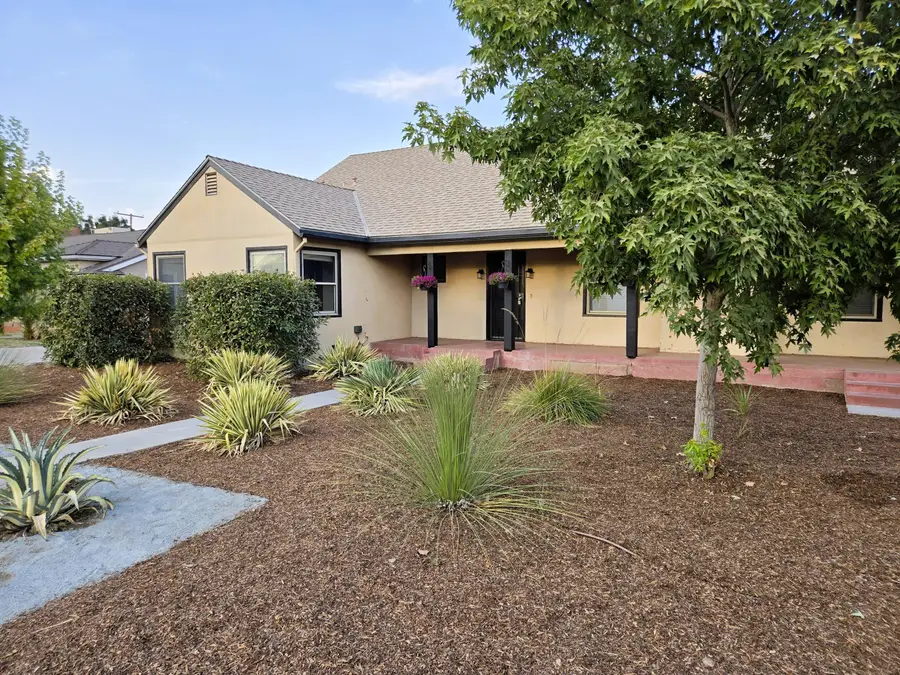 616 N M Street, Tulare, CA 93274 - #3