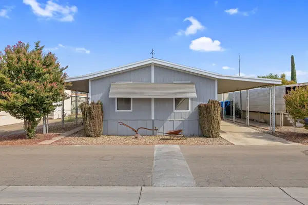 415 N Akers Street, Visalia, CA 93291