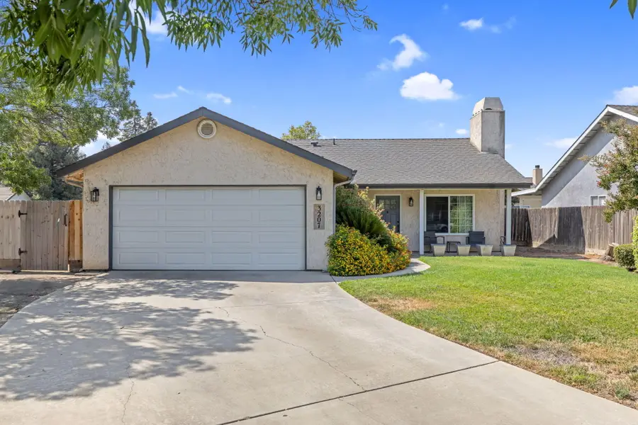 3207 W Packwood Court, Visalia, CA 93277 - #2