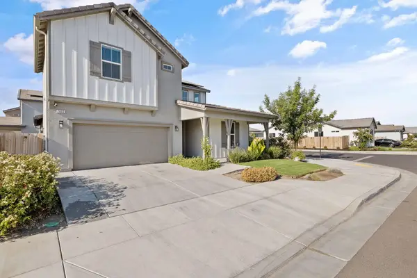 2802 Sand Hills Avenue, Tulare, CA 93274