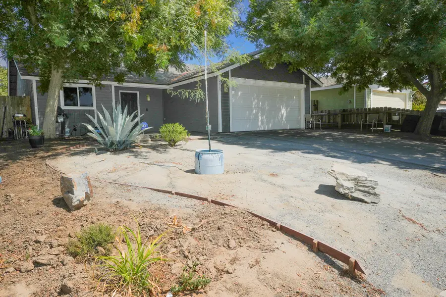 2820 N Willis Street, Visalia, CA 93291 - #3