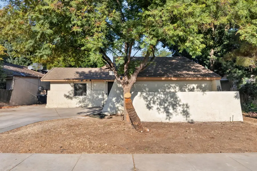 609 N Village Green Street, Porterville, CA 93257 - #3