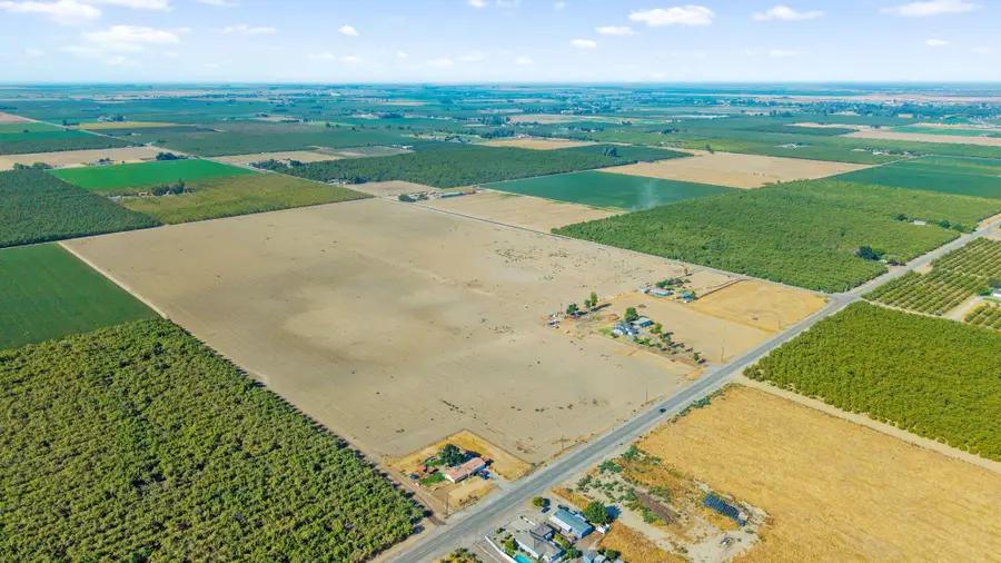 W Houston Avenue, Hanford, CA 93245 - #3