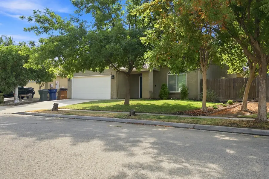1975 Bass Lake Avenue, Tulare, CA 93274 - #2