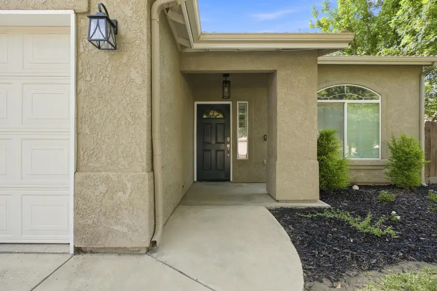 1975 Bass Lake Avenue, Tulare, CA 93274 - #3