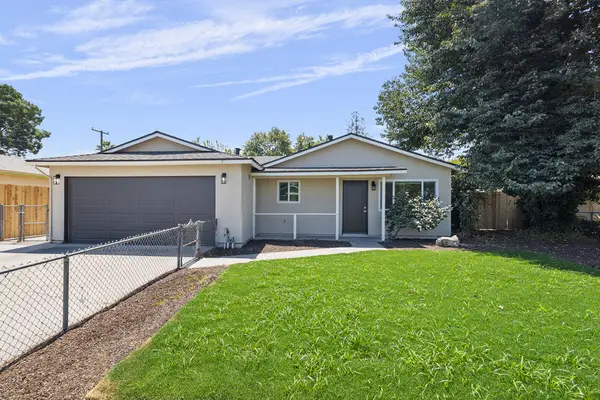 1521 W Juliet Avenue, Tulare, CA 93274