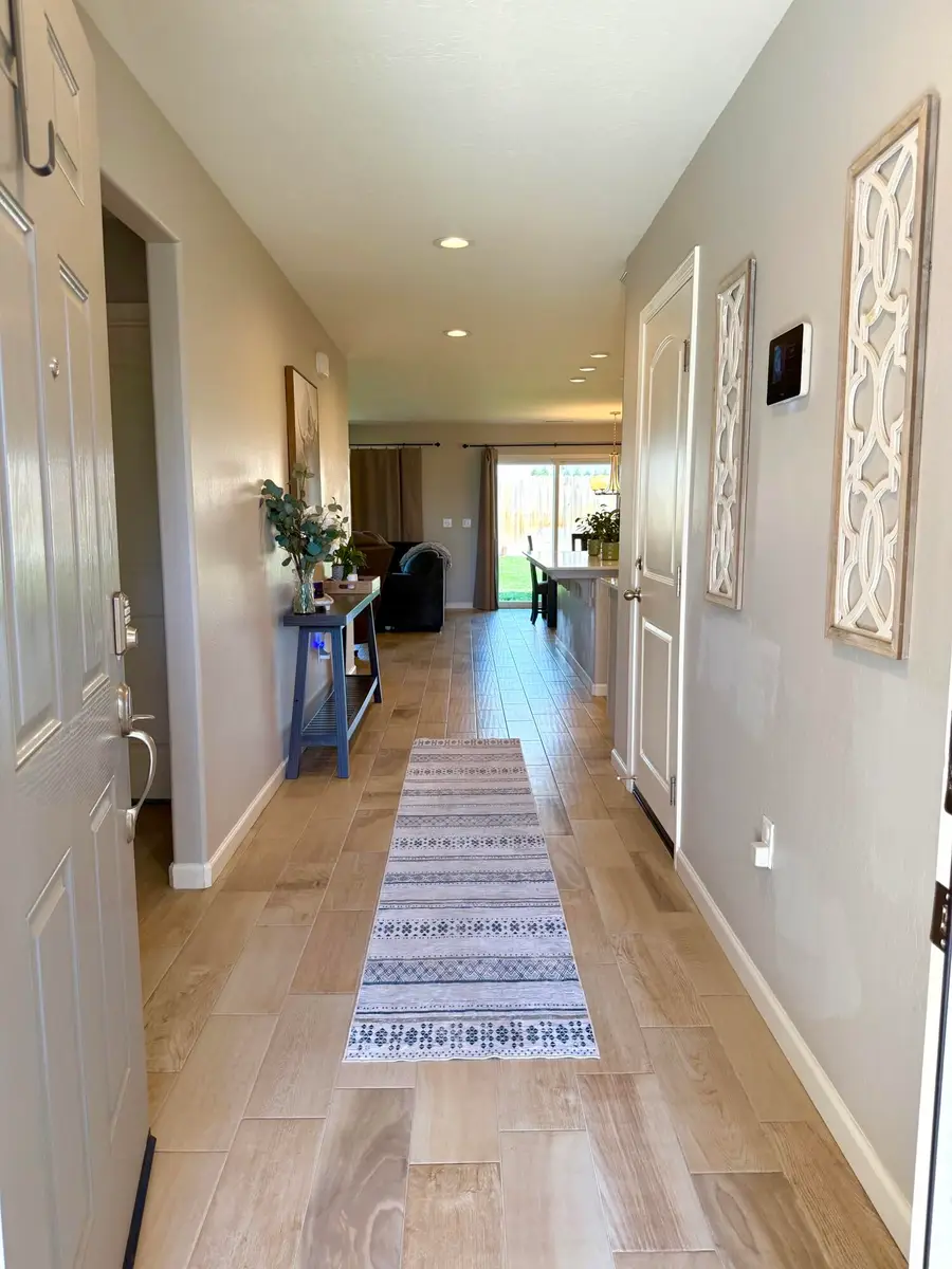 338 N Tracy Street, Visalia, CA 93292 - #3