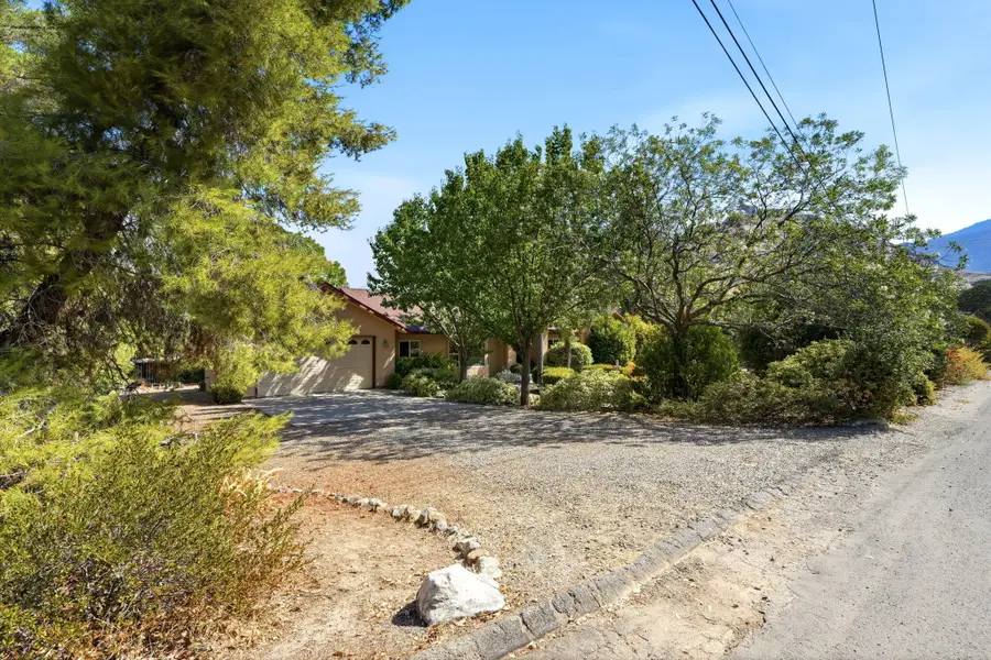 40872 Ferndale Drive, Three Rivers, CA 93271 - #2