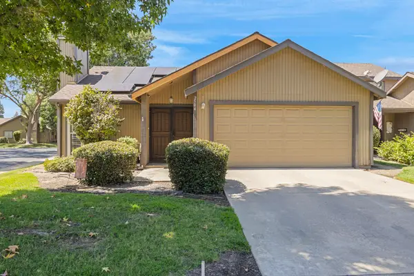 2504 E Tulare Avenue, Visalia, CA 93292