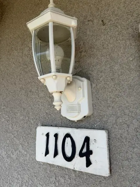 1104 N Turner Street, Visalia, CA 93291 - #2