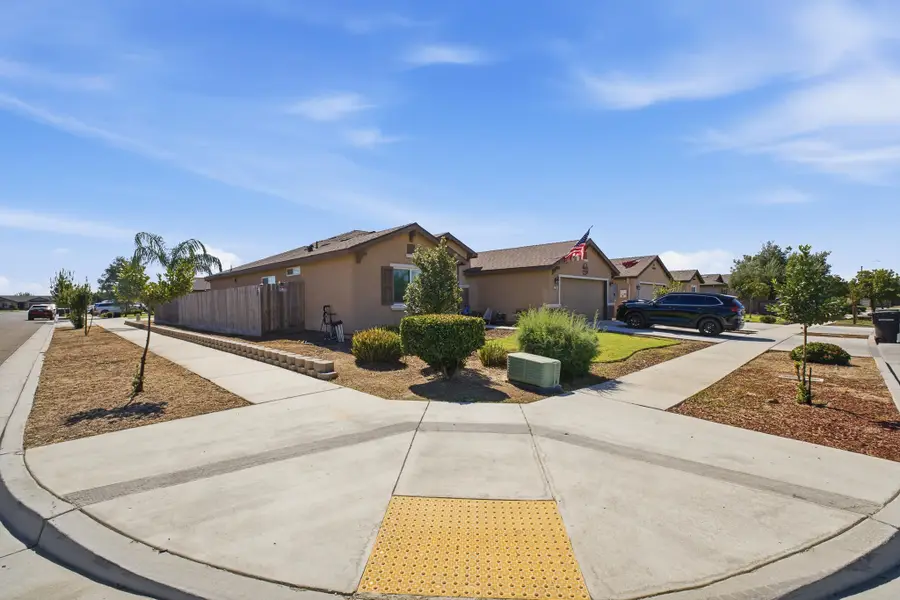 2291 Elizabeth Drive, Hanford, CA 93230 - #3