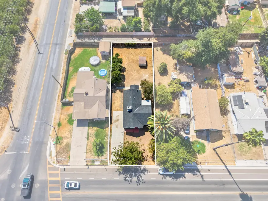 765 S Pratt Street, Tulare, CA 93274 - #2