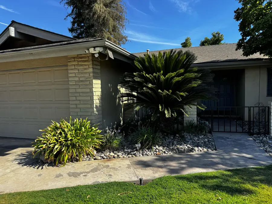 461 Ruma Rancho Court, Porterville, CA 93257 - #3