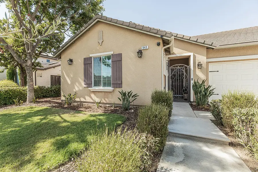843 Bellis Avenue, Dinuba, CA 93618 - #2