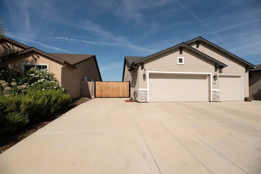 119 S Denton, Visalia, CA 93291 - #3