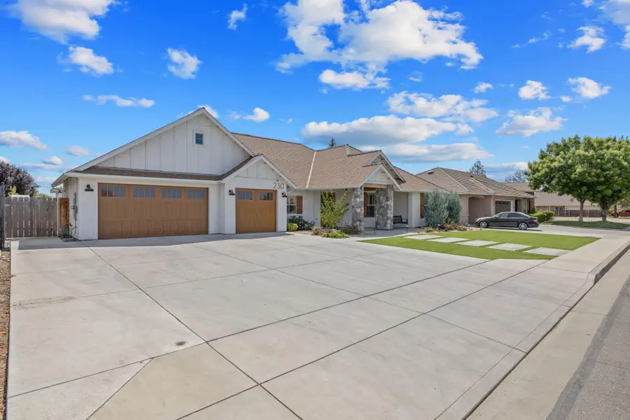 230 Old Line Avenue, Exeter, CA 93221 - #2