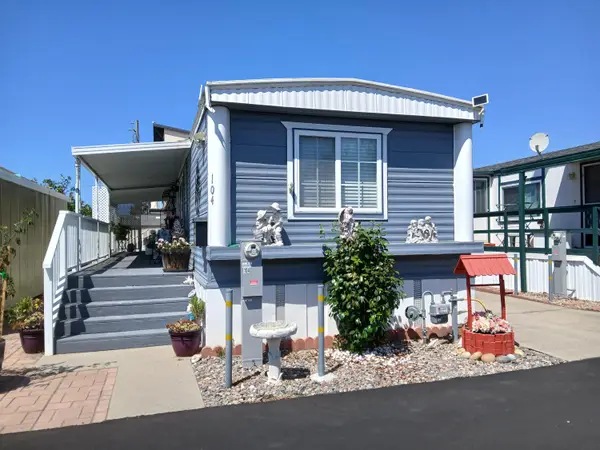1370 W Grand Avenue #104, Grover Beach, CA 93433