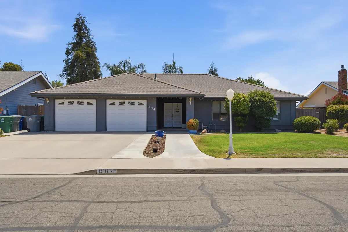 804 Woods Place, Exeter, CA 93221 - #1