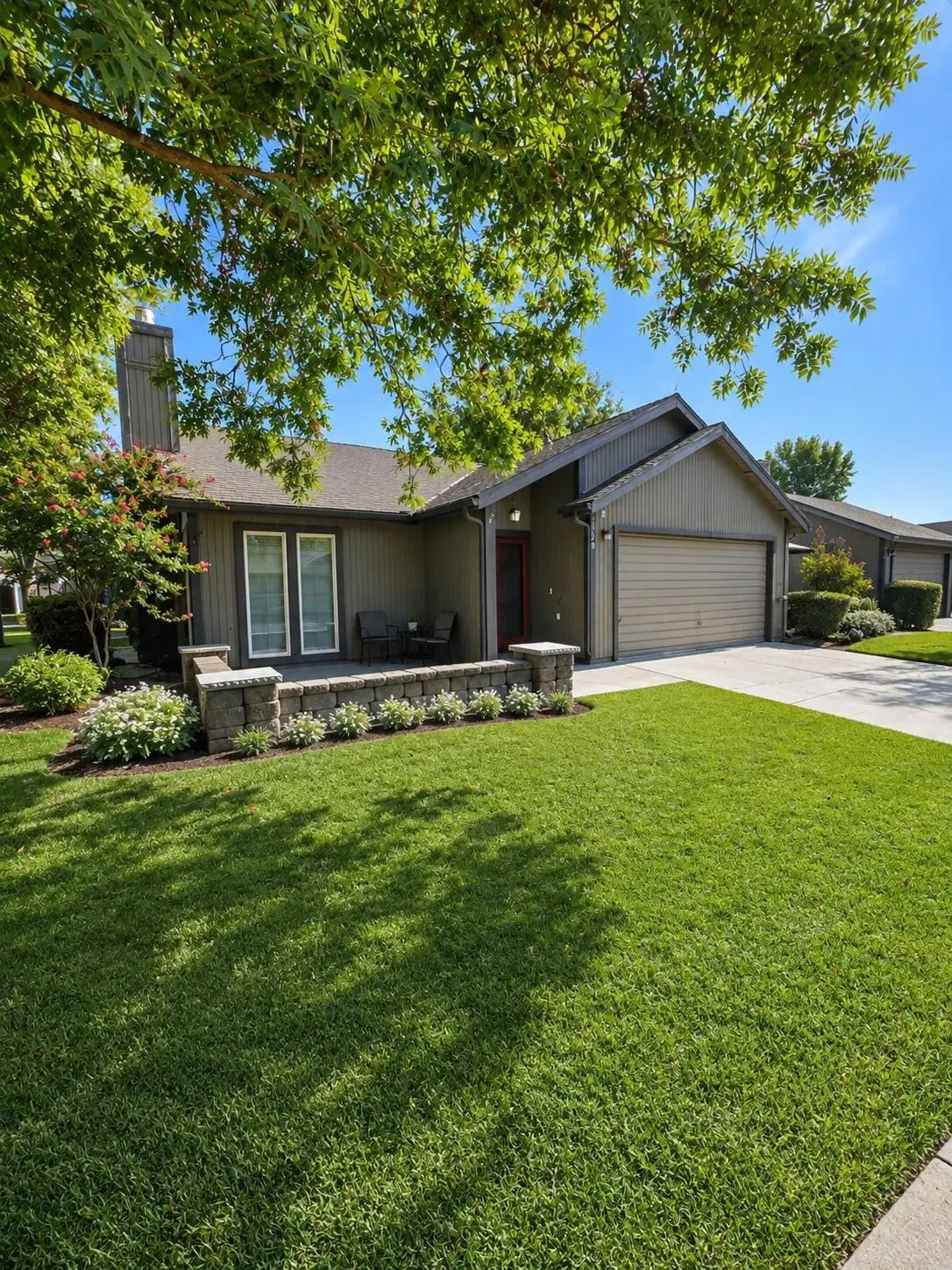 2520 E Tulare Avenue, Visalia, CA 93292 - #1