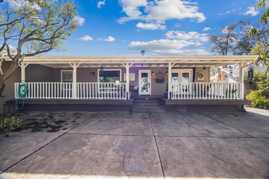 801 N 5th Avenue, Avenal, CA 93204 - #3