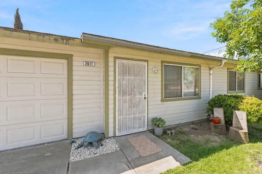 2611 Hanna Avenue, Corcoran, CA 93212 - #3
