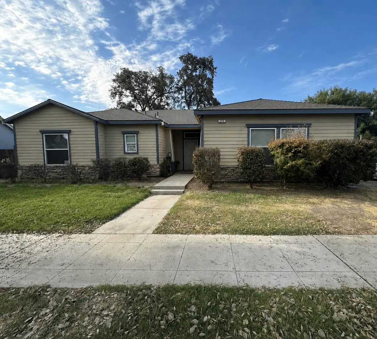 245 W Tulare, Tulare, CA 93274 - #1