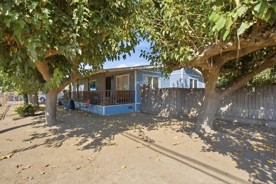 3582 S Pratt Street, Tulare, CA 93274 - #2