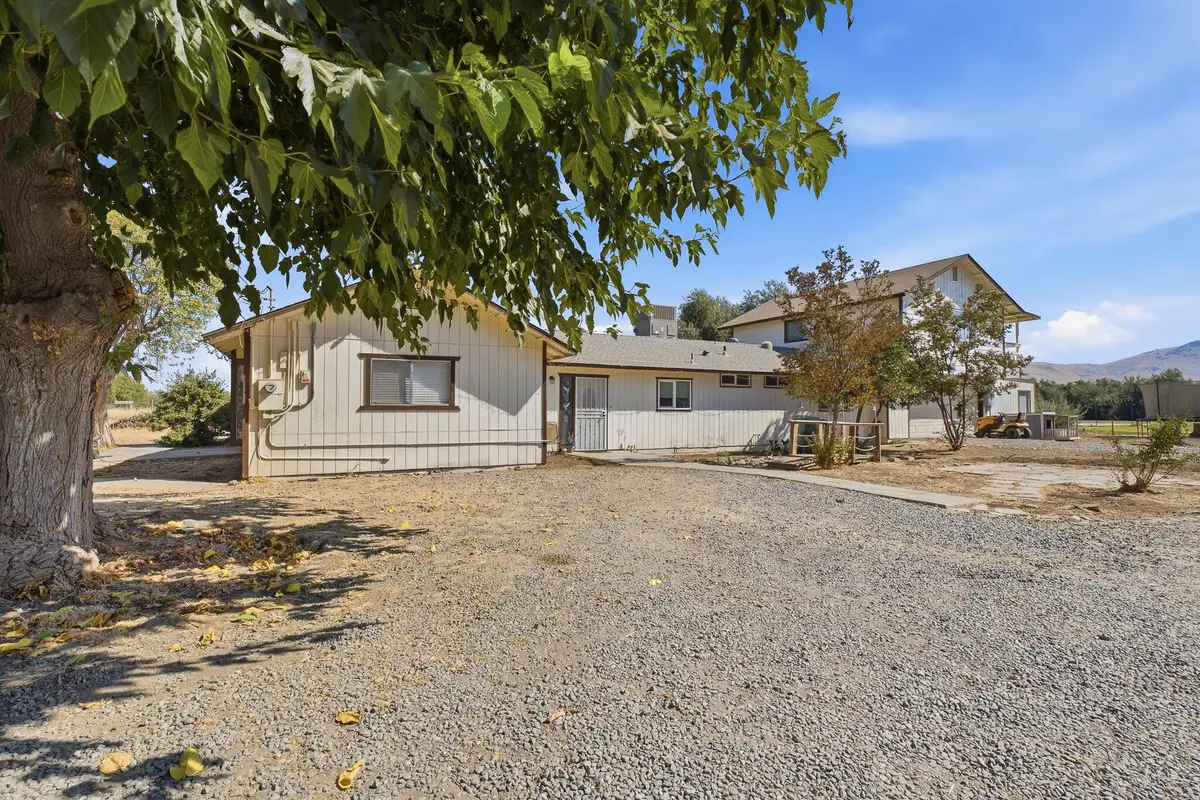 24606 Rd 212, Lindsay, CA 93247 - #1