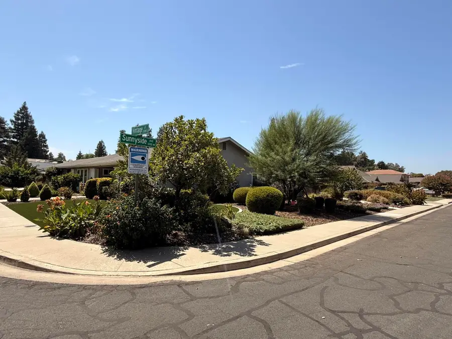 3141 S Vintage Street, Visalia, CA 93277 - #2