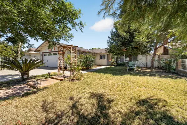 925 W Maple Avenue, Tulare, CA 93274