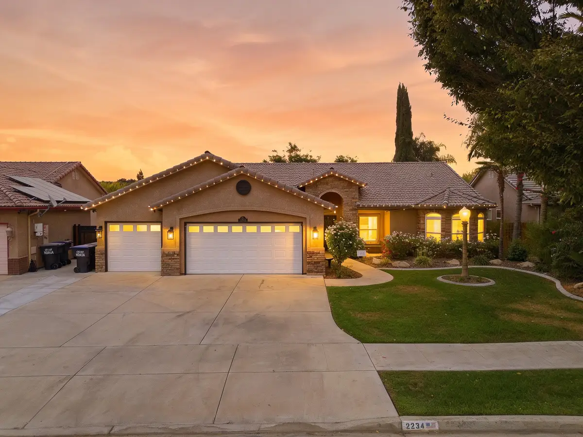 2234 N Carson Court, Visalia, CA 93291 - #1