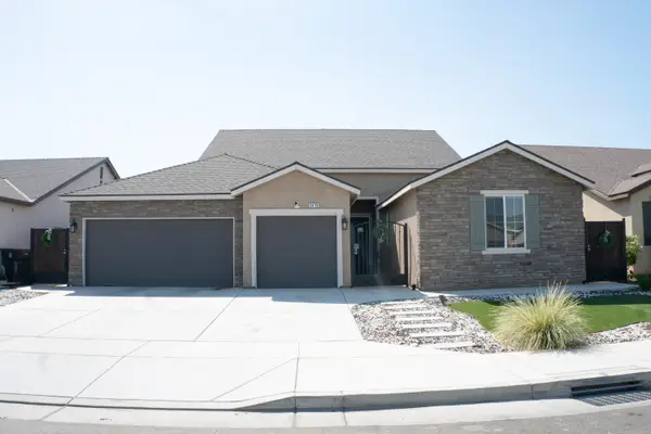 3479 Lennox Street, Tulare, CA 93274