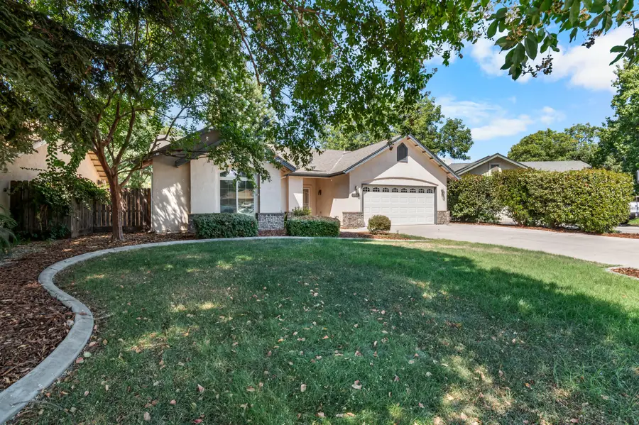 1901 N Cotta Court E, Visalia, CA 93292 - #3