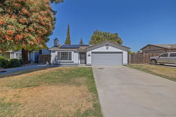 2242 W Delta Avenue, Visalia, CA 93291
