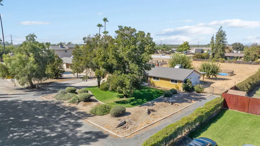 5820 W Caldwell Avenue #o, Visalia, CA 93277 - #3