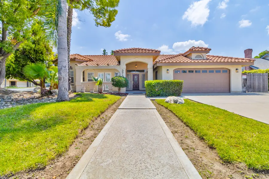 3711 W Victor Avenue, Visalia, CA 93277 - #2