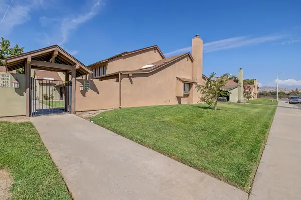 1134 Bel Aire Circle, Porterville, CA 93257