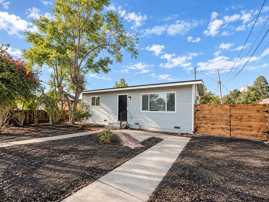 130 N Grape Street, Visalia, CA 93291 - #2
