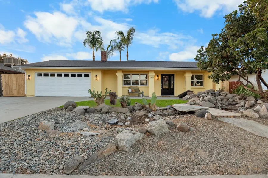 3440 W Pryor Avenue W, Visalia, CA 93277 - #3
