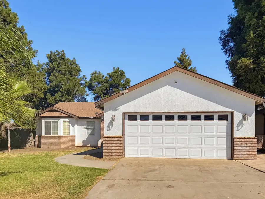 2384 Forest Court, Porterville, CA 93257 - #3