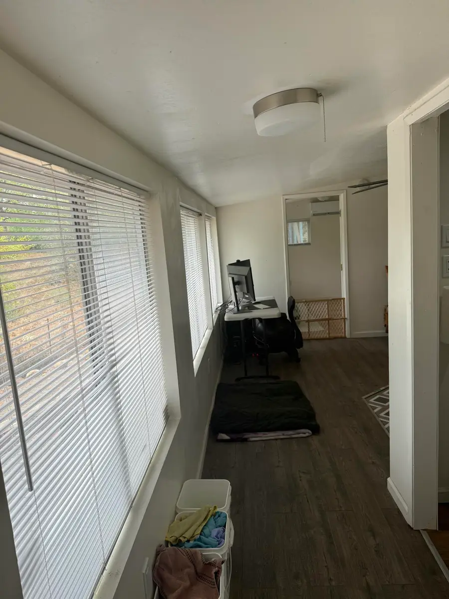 196 W Putnam, Porterville, CA 93257 - #3