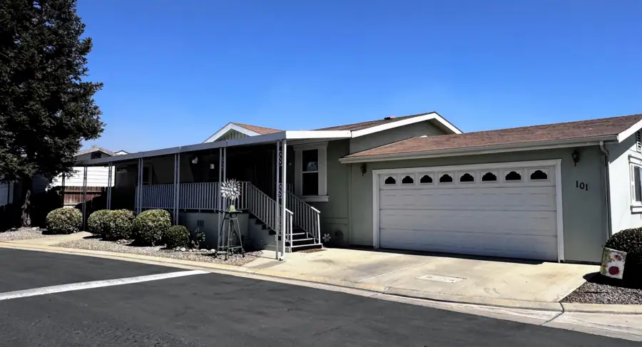 100 S Westwood Street #101, Porterville, CA 93257 - #2